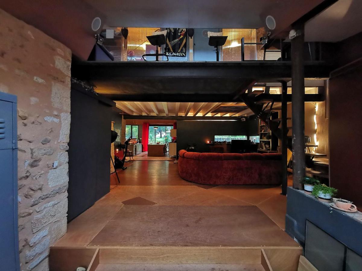 La Maison Des Forges: Rustic Chic Forest Retreat Cellefrouin